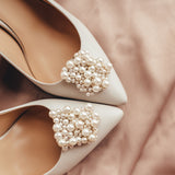 Vestuvinių batelių papuošalas iš perliukų